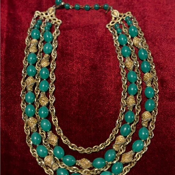 Crown Trifari- gold&green statement necklace-TRUE VINTAGE PIECE - Picture 5 of 7
